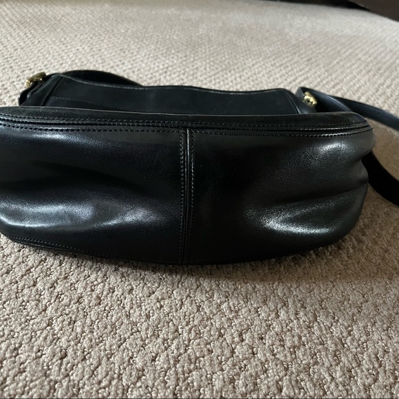 Vintage Coach Hobo Chelsea - Picture 2 of 11